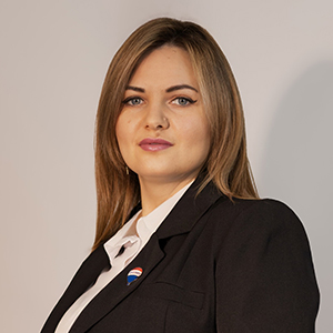 Alina Lucineti