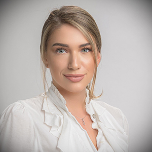 Sanziana Calafus