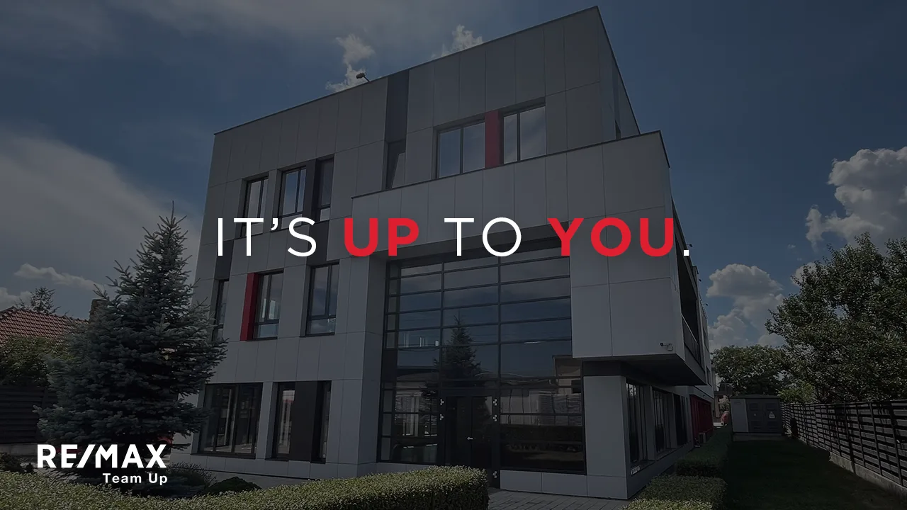 REMAX Team Up