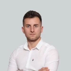 Danut Bezea