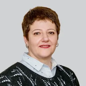 Paula Iures