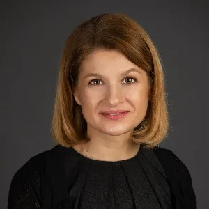 Gabriela Ploscar